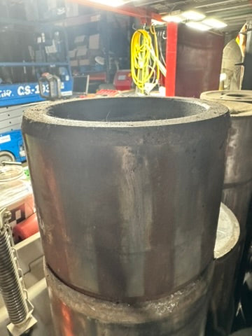 CR134825 WHEELHUB CUSHION TIRE FOR CROWN FORKLIFT USED